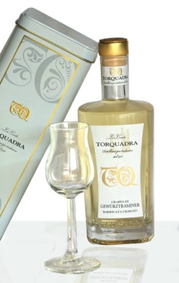 Grappa Gewürztraminer barricata ciliegio
